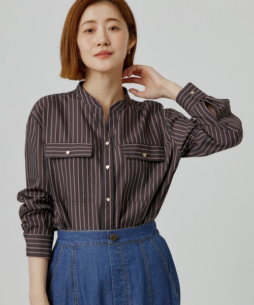 grove(グローブ)の「顔周りをすっきり見せる バンドカラースキッパーシャツ(シャツ/ブラウス・レディース・アイボリー/ブラック系1/ネイビー系2/ブラウン系その他・03/02/04/05)」の5枚目の写真