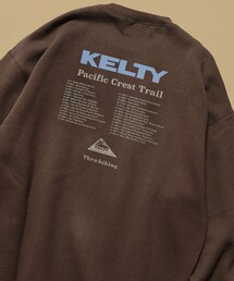 KELTY/ケルティ 限定展開 KELTY×FREAK'S STORE/ケルティ 別注 ツアーロゴ バックプリント クルーネックスウェット<br>