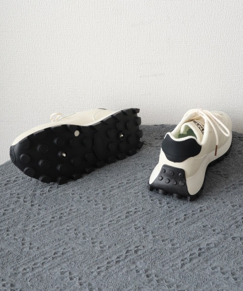 Miniministore(ミニミニストア)の「配色厚底スニーカー レトロ 美脚人気靴(スニーカー・レディース・ブラック/アイボリー・24.5cm/24.0cm/23.5cm/23.0cm/22.5cm/25cm)」の22枚目の写真