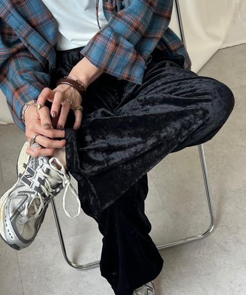 zena(ジェナ)の「シアーベロアイージーパンツ(その他パンツ・レディース・グレー/ブラック・FREE)」の16枚目の写真
