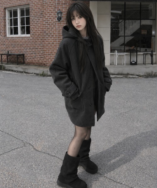 Aelina（エリナ）の「フード付きミドル丈ラグランスリーブメルトンコート（その他アウター・レディース・チャコールグレー・FREE）」の6枚目の写真