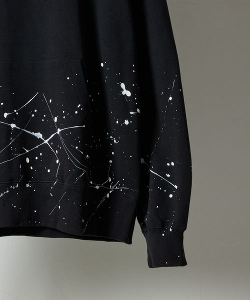 NUMBER (N)INE（ナンバーナイン）の「HAND PAINTED FIRM COTTON LIGHT SHORT PILE PULLOVER SWEAT HOODIE / ハンドペイント ファーム コットン ライト ミニ裏毛 ワンポイント ロゴプリント スウェット プルオーバー パーカー（パーカー・メンズ・グレー/ブラック/グレー系その他2/ブラック系その他2・L/M/XL）」の16枚目の写真