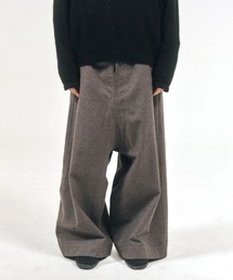 JIAN YE（ジェンイェ）の「MORPH YI PANTS（デニムパンツ）」