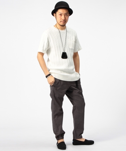 B:MING by BEAMS(ビーミングバイビームス)の「ビーミング by ビームス / ケーブルポケットクルー半袖ニット(ニット/セーター・メンズ・チャコールグレー/ベージュ/ネイビー/オフホワイト・MEDIUM/SMALL/X-LARGE/LARGE)」の7枚目の写真