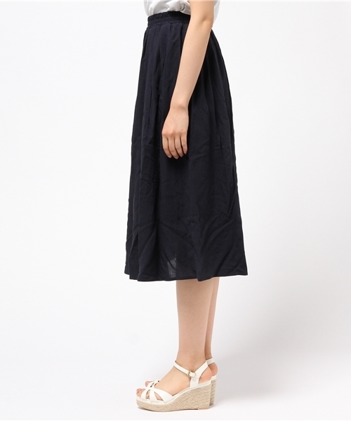 ikka(イッカ)の「レーヨン麻タックスカート(スカート・レディース・オリーブ/レッド/ネイビー/オレンジ・LARGE/MEDIUM)」の11枚目の写真