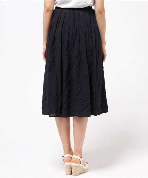 ikka(イッカ)の「レーヨン麻タックスカート(スカート・レディース・オリーブ/レッド/ネイビー/オレンジ・LARGE/MEDIUM)」の12枚目の写真