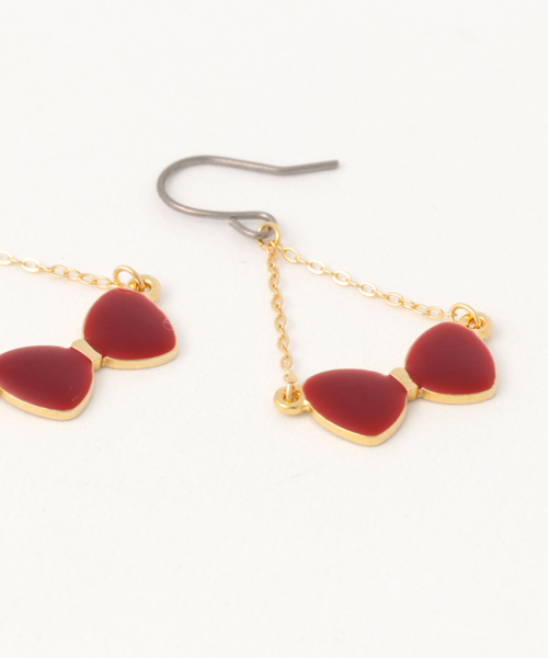 rovtski（ロフトスキー）の「Z)【LEF MADE】エポプレートリボンピアス（ピアス（両耳用）・レディース・ホワイト/ワインレッド・FREE）」の3枚目の写真