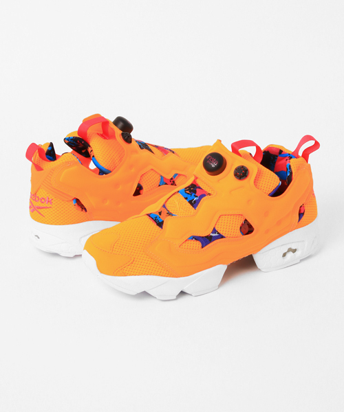Reebok（リーボック）の「インスタポンプ フューリー AR（スニーカー・メンズ・ブラック/グレー系その他/レッド系その他・25.0cm/26.0cm/23.0cm/29.0cm/24.0cm/27.0cm/29.5cm/26.5cm/23.5cm/24.5cm/28.0cm/30.0cm/28.5cm/27.5cm/25.5cm）」の3枚目の写真