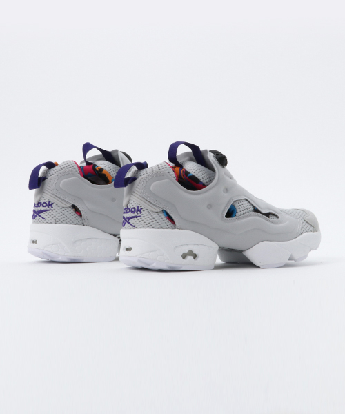 Reebok（リーボック）の「インスタポンプ フューリー AR（スニーカー・メンズ・ブラック/グレー系その他/レッド系その他・25.0cm/26.0cm/23.0cm/29.0cm/24.0cm/27.0cm/29.5cm/26.5cm/23.5cm/24.5cm/28.0cm/30.0cm/28.5cm/27.5cm/25.5cm）」の6枚目の写真