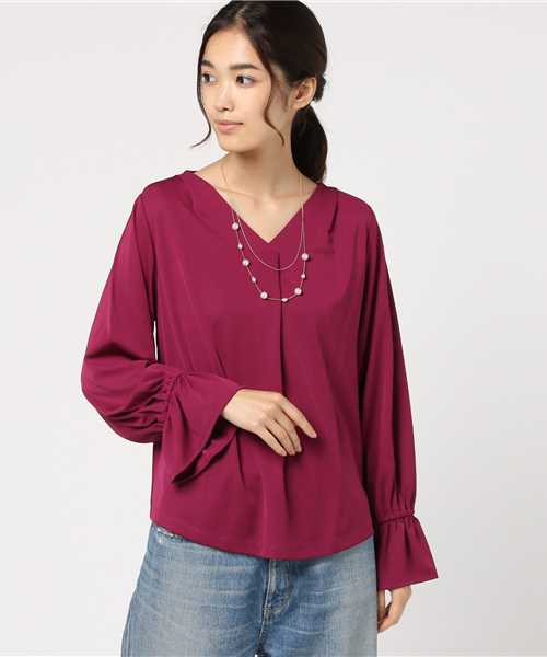 Honeys（ハニーズ）の「二連ネックレス付き前タックプルオーバー（Tシャツ/カットソー・レディース・イエロー/ネイビー/ブルー系その他/ブラック/ホワイト系その他/ピンク/ブルー系その他2/ホワイト系その他2/オフホワイト・L/M）」の9枚目の写真