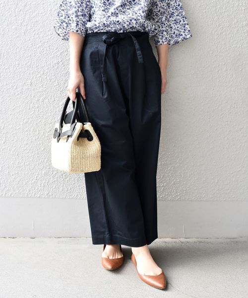 SHIPS Days（シップスデイズ）の「SHIPS Days STANDARD:ストレッチワイドパンツ◇（その他パンツ・レディース・ライトグレー/ベージュ/オリーブ/ダークオリーブ/ネイビー/チャコールグレー/ブラック・S～Ｍ/M～Ｌ）」の7枚目の写真