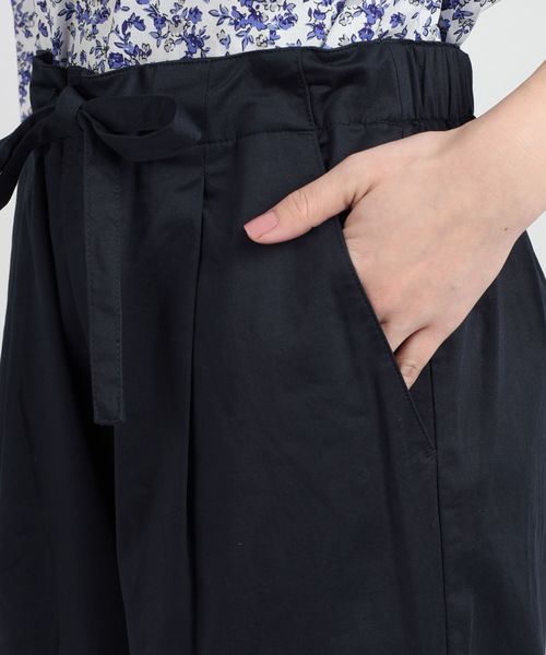 SHIPS Days（シップスデイズ）の「SHIPS Days STANDARD:ストレッチワイドパンツ◇（その他パンツ・レディース・ライトグレー/ベージュ/オリーブ/ダークオリーブ/ネイビー/チャコールグレー/ブラック・S～Ｍ/M～Ｌ）」の9枚目の写真