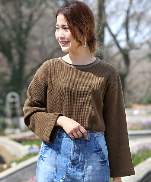 Bab Bou Jeloud（バブブージュルード）の「【WEB限定】やわらかワッフル生地使用◇ベルスリーブプルオーバー（Tシャツ/カットソー・レディース・ブラック/ネイビー/オフホワイト/カーキ/A/B・FREE）」の8枚目の写真