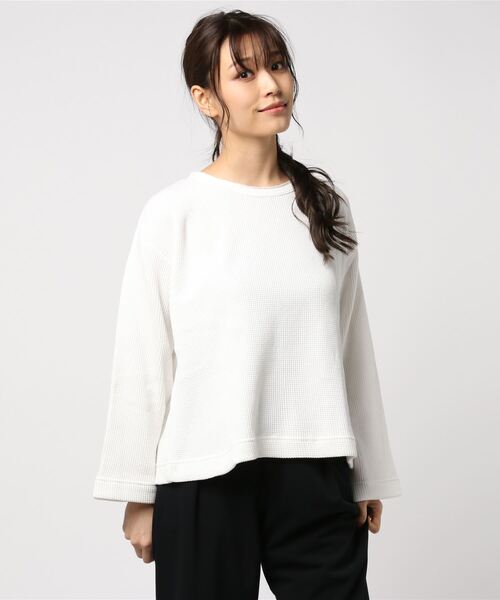 Bab Bou Jeloud（バブブージュルード）の「【WEB限定】やわらかワッフル生地使用◇ベルスリーブプルオーバー（Tシャツ/カットソー・レディース・ブラック/ネイビー/オフホワイト/カーキ/A/B・FREE）」の2枚目の写真