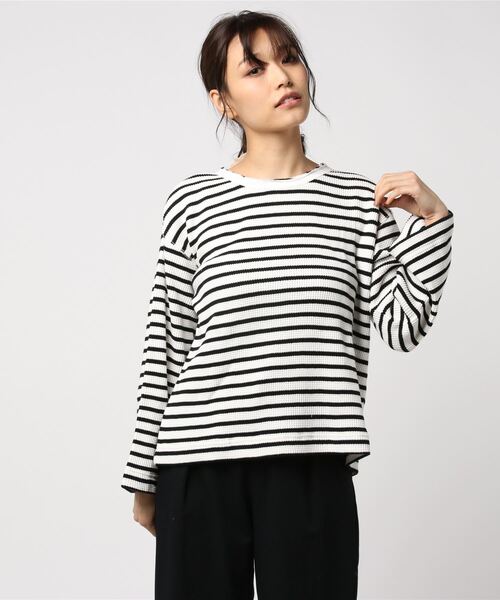 Bab Bou Jeloud（バブブージュルード）の「【WEB限定】やわらかワッフル生地使用◇ベルスリーブプルオーバー（Tシャツ/カットソー・レディース・ブラック/ネイビー/オフホワイト/カーキ/A/B・FREE）」の6枚目の写真