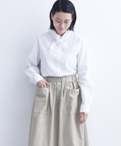 MERLOT IKYU（メルローイキュウ）の「ボウタイリボンカラーブラウス6509（シャツ/ブラウス・レディース・アイボリー/ブルー・FREE）」の2枚目の写真