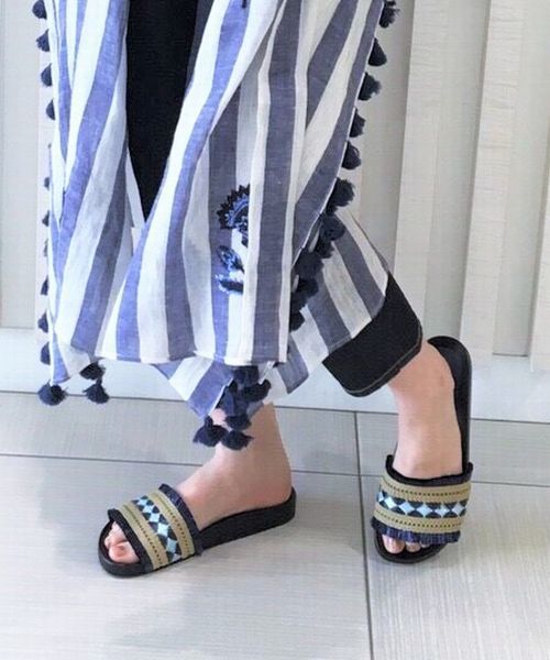 LE CRABE ROUGE（ルクラベルージュ）の「LE CRABE ROUGE（ル・クラベ・ルージュ）ラフィアダイヤモンドツッカケ（サンダル・レディース・ブルー・35/36/37/38）」の5枚目の写真