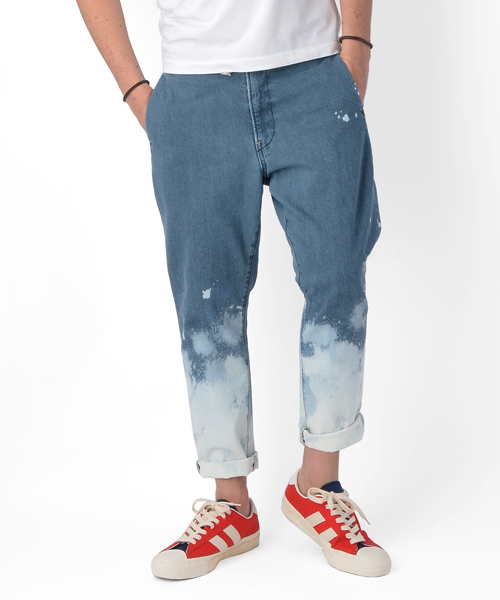 R.NEWBOLD(アールニューボールド)の「DIP BLEACH DENIM/STONE BIO WASH/135109/≡(デニムパンツ・メンズ・インディゴブルー・SMALL/MEDIUM/LARGE/X-LARGE)」の1枚目の写真