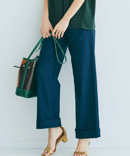 IEDIT（イディット）の「ＩＥＤＩＴ　歩くたびに空気が通る　涼やかパンツ　ワイドパンツ（その他パンツ・レディース・ブラック/アイボリー/ネイビー/ベージュ/カーキ・X-LARGE/XX-LARGE/SMALL/MEDIUM/LARGE）」の5枚目の写真