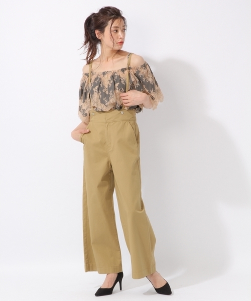 laboratory work（ラボラトリーワーク）の「スカラップレースオフショルブラウス（シャツ/ブラウス・レディース・グレー/イエロー/ライトベージュ・MEDIUM）」の6枚目の写真