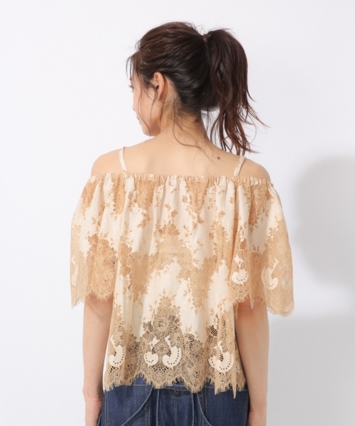 laboratory work（ラボラトリーワーク）の「スカラップレースオフショルブラウス（シャツ/ブラウス・レディース・グレー/イエロー/ライトベージュ・MEDIUM）」の10枚目の写真