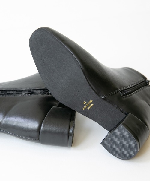 menue（メヌエ）の「ベーシックデザイン スクエアトゥ サイドジップ  ショートブーツ（ブーツ・レディース・ブラック系その他/ダークブラウン/ブラック/ブラウン系その他/ホワイト/ダークグレー/ブラウン系その他2/ブラック系その他3/ブラック系その他2/パイソン/アイボリー/グレイッシュベージュ/アッシュグレー/ブラック系その他4/ベージュ・3L/SS/S/M/L/LL/XS）」の21枚目の写真