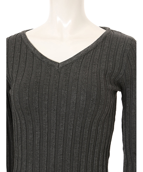 fifth（フィフス）の「Vネックリブニット（ニット/セーター・レディース・グレー/ブラック/サックスブルー/ネイビー/ピンク/カーキ/ベージュ・MEDIUM）」の10枚目の写真