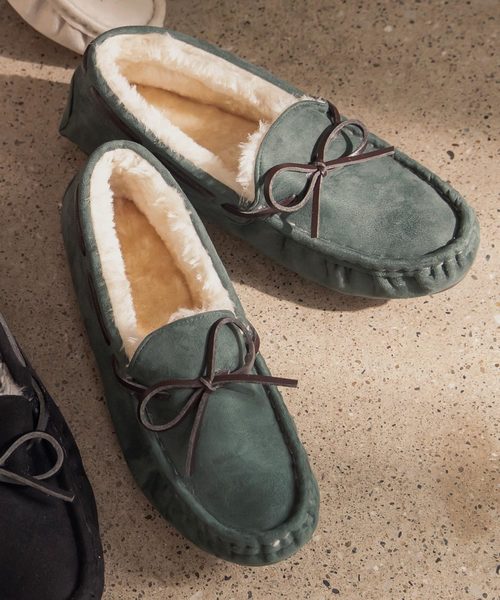 KOBE LETTUCE（コウベレタス）の「リボン紐ファーモカシンシューズ（モカシン/デッキシューズ・レディース・ブラック/ダークブラウン/パープル/グレー/その他1/その他2/パープル系その他/キャメル/イエロー系その他/ピンク/ブラック系その他/ブラウン系その他2/ブラック系その他2/ブラウン系その他/ベージュ/ダークグリーン/オリーブ/ホワイト/ネイビー・LL/S/M/L）」の10枚目の写真