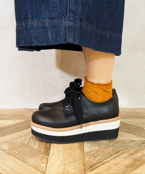 byあしながおじさん（バイアシナガオジサン）の「〈byあしながおじさん 〉　厚底レースアップシューズ（その他シューズ・レディース・アイボリー/ブラック/オレンジ・L/LL/S/M）」の10枚目の写真