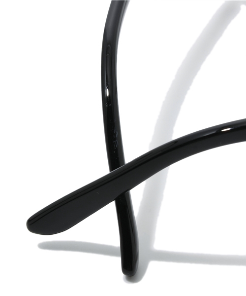 one after another NICE CLAUP（ワンアフターアナザーナイスクラップ）の「【ナイスクラップ】デカメガネ（メガネ・レディース・レッド/ブラウン/ブラック・FREE）」の9枚目の写真