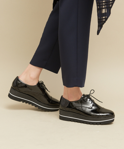 Au BANNISTER（オゥバニスター）の「【WEB別注 / 追加生産】EVAレースアップ厚底シューズ（ドレスシューズ・レディース・ブラック/ブロンズ/ブラック系その他2/ネイビー/ベージュ・38/39/35/36/37）」の3枚目の写真