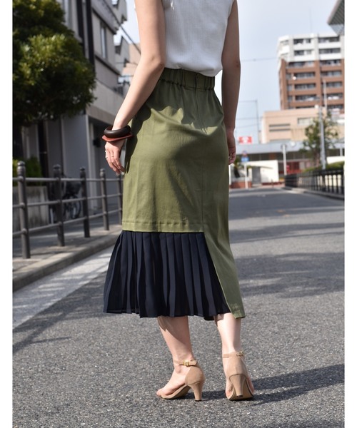 ✨未使用級 プリーツプリーズ プリーツタイトロングスカート ウエストゴム 1 k*（ケイ）の「切替ワンポイント裾プリーツタイトロングスカート