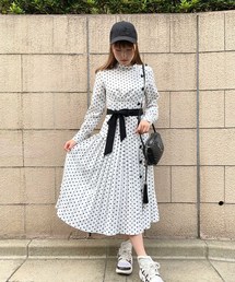 lissi Boutique | パリジェンヌドットフレアプリーツマキシ丈ワンピース（リボン取り外し可能）(ワンピース)