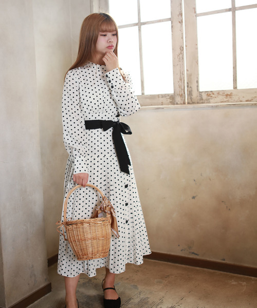 lissi Boutique（リージーブティック）の「パリジェンヌドットフレアプリーツマキシ丈ワンピース（リボン取り外し可能）（ワンピース・レディース・アイボリー・FREE）」の13枚目の写真