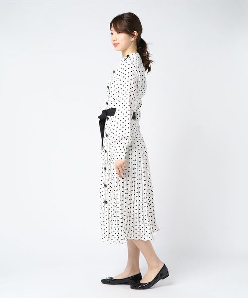 lissi Boutique（リージーブティック）の「パリジェンヌドットフレアプリーツマキシ丈ワンピース（リボン取り外し可能）（ワンピース・レディース・アイボリー・FREE）」の7枚目の写真