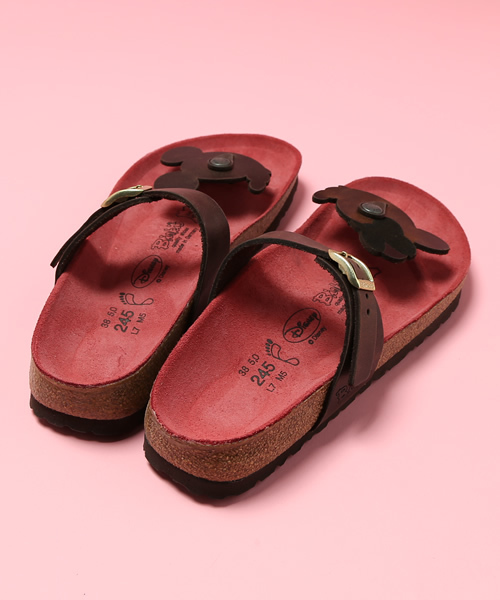 BIRKENSTOCK（ビルケンシュトック）の「【2014ディズニーコレクションサンダル】FLEUR/フルール ミッキー＆ミニーナチュラルレザー（サンダル・レディース・ダークブラウン・38/36/39/35/37）」の3枚目の写真