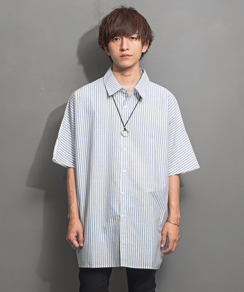 MinoriTY（マイノリティ）の「ストライプ×無地前後切り替え半袖シャツ ビッグシルエット（シャツ/ブラウス・メンズ・ホワイト系その他/ブラック系その他/ベージュ系その他・M/L）」の2枚目の写真