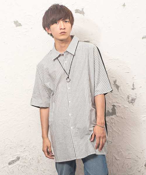MinoriTY（マイノリティ）の「ストライプ×無地前後切り替え半袖シャツ ビッグシルエット（シャツ/ブラウス・メンズ・ホワイト系その他/ブラック系その他/ベージュ系その他・M/L）」の3枚目の写真