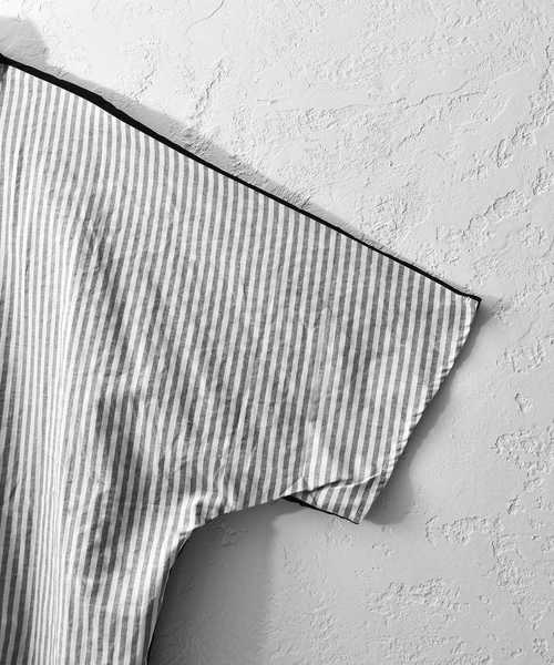 MinoriTY（マイノリティ）の「ストライプ×無地前後切り替え半袖シャツ ビッグシルエット（シャツ/ブラウス・メンズ・ホワイト系その他/ブラック系その他/ベージュ系その他・M/L）」の5枚目の写真