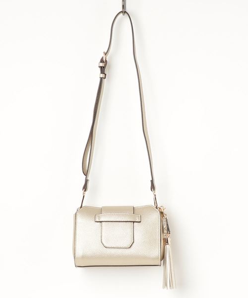 UNBILLION（アンビリオン）の「カシュカシュ cachecache / 差し込みフラップタッセル付きミニショルダーバッグ（ショルダーバッグ・レディース・ゴールド/その他/ブラック/パイソン/キャメル/ベージュ系その他/ベージュ系その他2/イエロー系その他・FREE）」の7枚目の写真