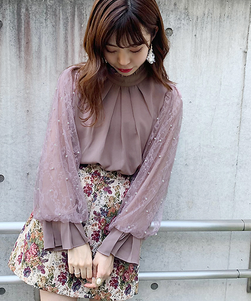 apres jour(アプレジュール)の「パールレースハイネックブラウス【ZOZOTOWN限定アイテム】(シャツ/ブラウス・レディース・ブラック/オフホワイト/モカ・フリー)」の5枚目の写真