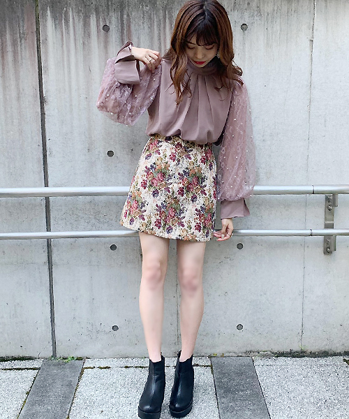 apres jour(アプレジュール)の「パールレースハイネックブラウス【ZOZOTOWN限定アイテム】(シャツ/ブラウス・レディース・ブラック/オフホワイト/モカ・フリー)」の8枚目の写真