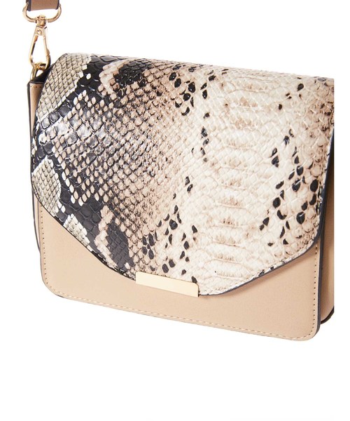 fifth（フィフス）の「フラップ2wayカバーショルダーバッグ（ショルダーバッグ・レディース・ブラック/ベージュ・FREE）」の10枚目の写真