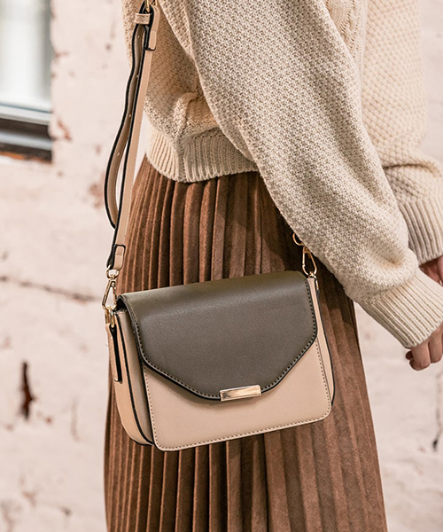 fifth（フィフス）の「フラップ2wayカバーショルダーバッグ（ショルダーバッグ・レディース・ブラック/ベージュ・FREE）」の19枚目の写真