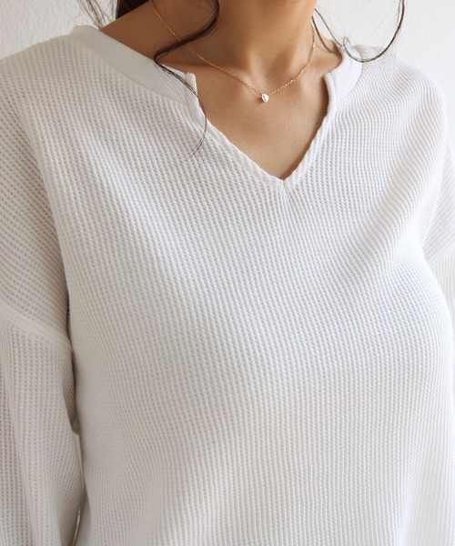 andme(アンドミー)の「ワッフル長袖キーネックTシャツ トップス(Tシャツ/カットソー・レディース・チャコールグレー/ブラック/アイボリー/グレー系その他/ベージュ・M)」の10枚目の写真