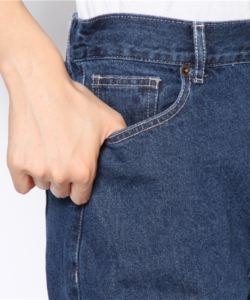 Chico(チコ)の「ハイウエストデニムPT(その他パンツ・レディース・ホワイト/ネイビー・SMALL/MEDIUM)」の7枚目の写真