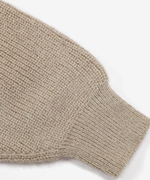 ABITOKYO（アビトーキョー）の「襟ぐり透けニット（ニット/セーター・レディース・オフホワイト/ベージュ・FREE）」の11枚目の写真
