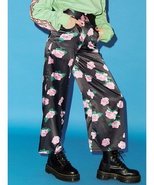 jouetie(ジュエティ)の「ヴィンテージライクローズワイドパンツ(その他パンツ・レディース・ブラック/ベージュ/ブルー・MEDIUM)」の1枚目の写真