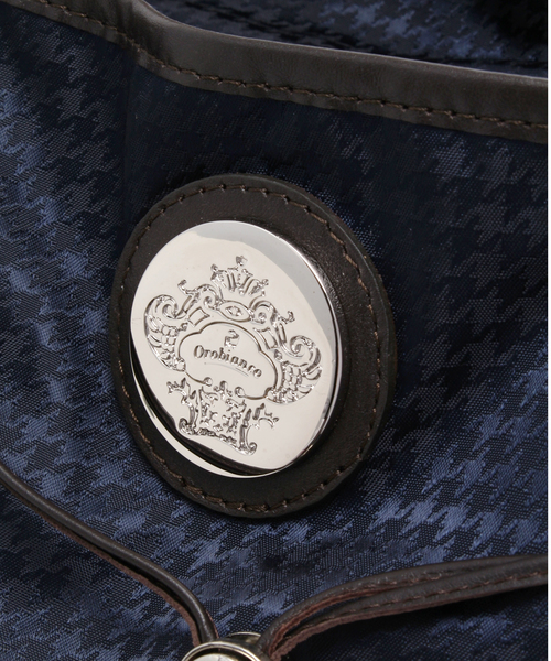 Orobianco（オロビアンコ）の「ｏｒｏｂｉａｎｃｏ　アリンナ バック（トートバッグ・レディース・ブラック系/ワイン系/ブラウン系/カーキ系/ネイビー系・F）」の9枚目の写真