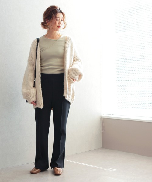 reca(レカ)の「センタープレス セミフレアパンツ(その他パンツ・レディース・ブラック/ベージュ/アイボリー・FREE)」の19枚目の写真